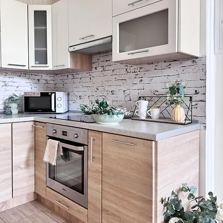 בית אירוח Batory *