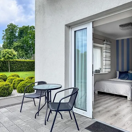 בית אירוח Batory *