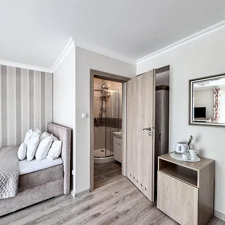 Batory בית אירוח וובה