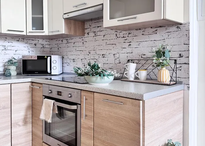 Проживание в семье Batory *